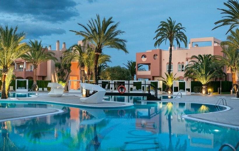سوئیت کلاسیک, Oliva Nova Beach & Golf