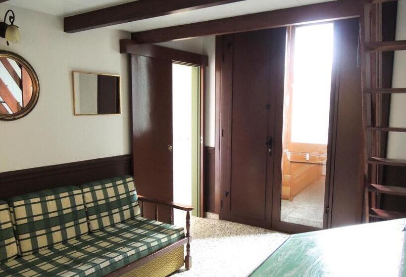 Номер Стандарт, Pension Silene Orotava