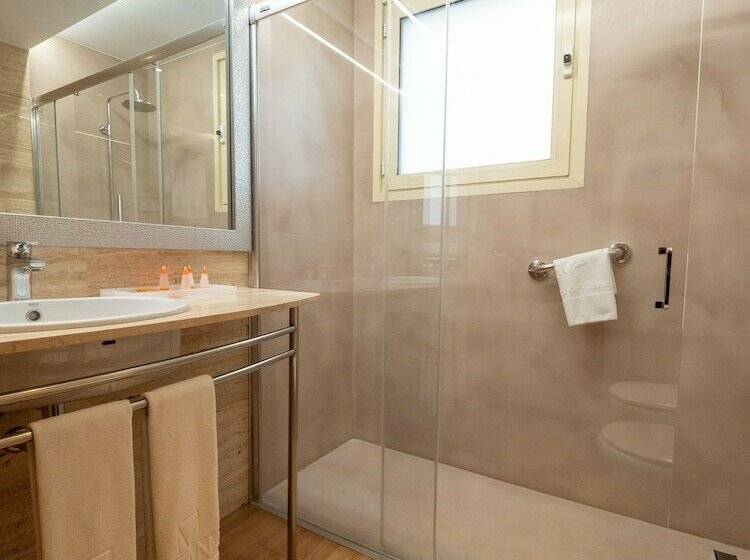 Номер Superior, Vilana Hotel Boutique