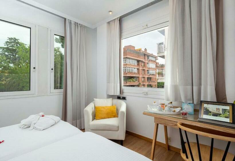 Номер Стандарт Трехместный, Vilana Hotel Boutique