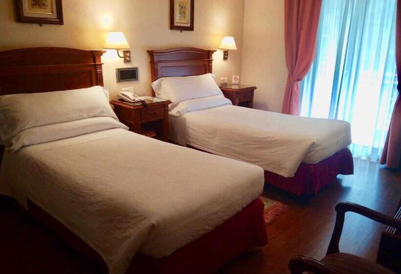 スーペリアールーム, Hostal Bahía
