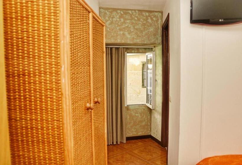 Habitación Estándar Individual, Hostal La Colegiata