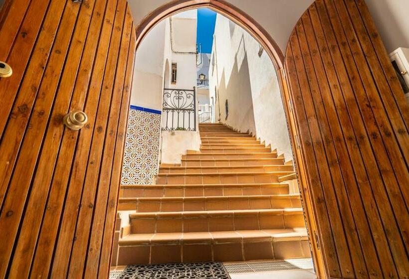 اتاق استاندارد با چشم‌انداز دریا, Boutique Hotel Mamabels