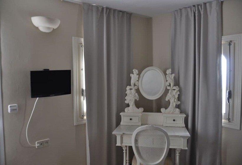 اتاق استاندارد با چشم‌انداز دریا, Boutique Hotel Mamabels