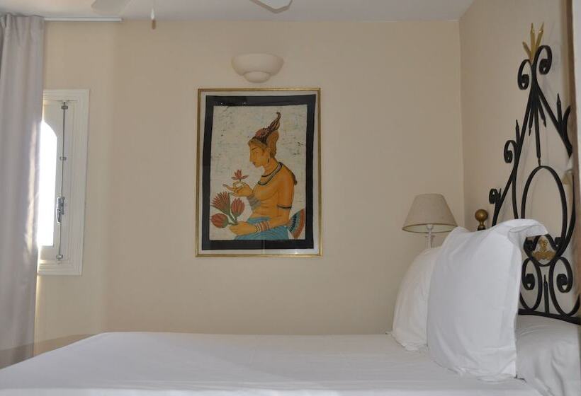 اتاق استاندارد با چشم‌انداز دریا, Boutique Hotel Mamabels