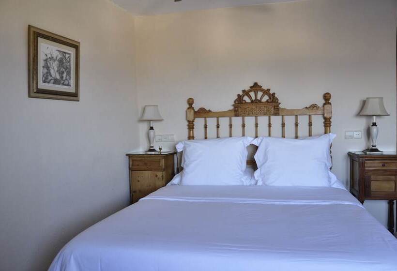 اتاق استاندارد با چشم‌انداز دریا, Boutique Hotel Mamabels