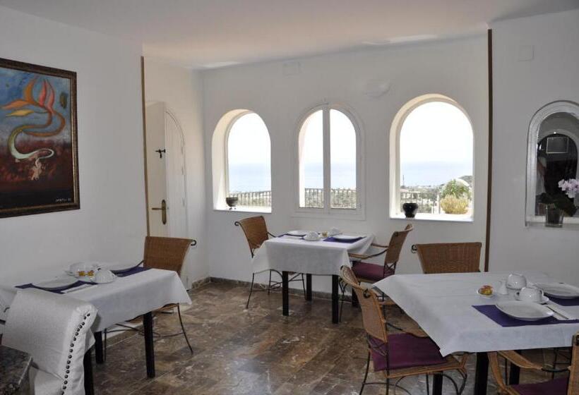 اتاق استاندارد با چشم‌انداز دریا, Boutique Hotel Mamabels