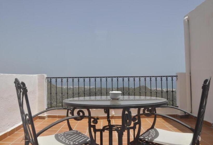 اتاق استاندارد با چشم‌انداز دریا, Boutique Hotel Mamabels