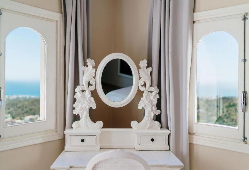 اتاق استاندارد با چشم‌انداز دریا, Boutique Hotel Mamabels