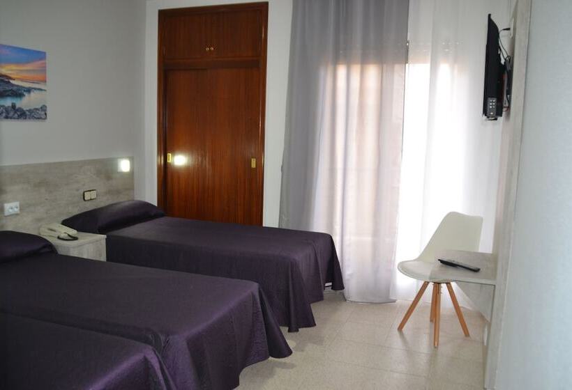 Habitación Triple Estándar, Congra