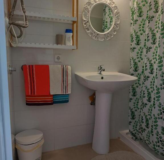 Номер Стандарт Вид на Море, Hostal Bélgica