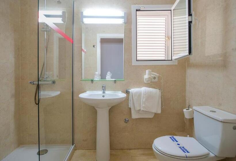 スタンダードルーム, Hostal Costa Blanca