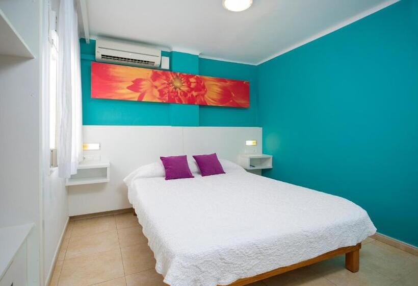 スタンダードルーム, Hostal Costa Blanca