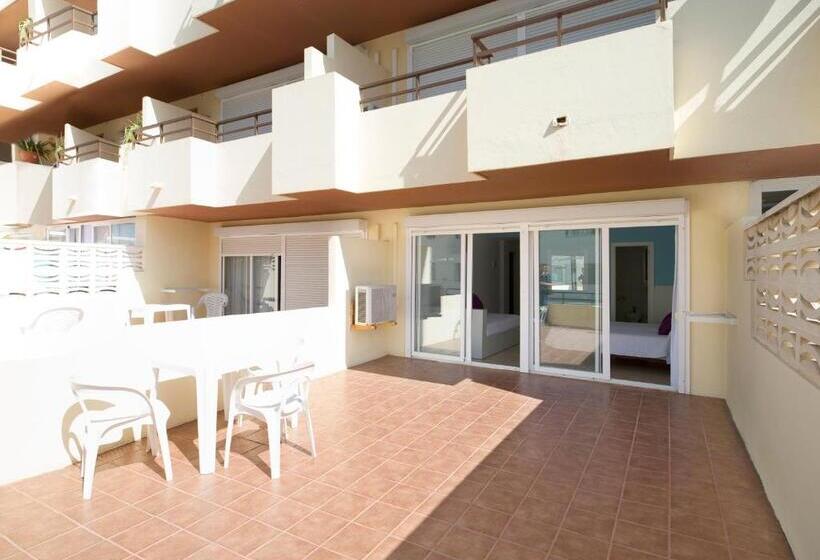 スタンダードトリプルルーム, Hostal Costa Blanca