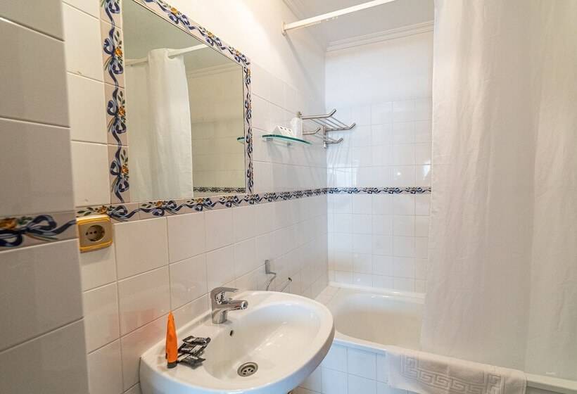 Quarto Familiar, Silva