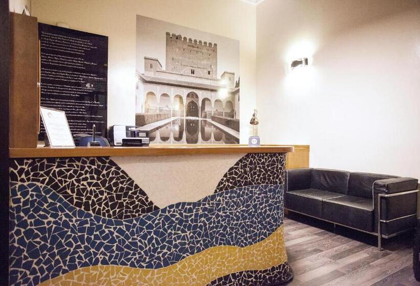 Habitación Estándar Individual, Alhambra Suites