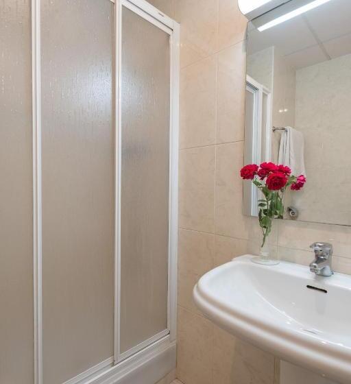 스탠다드 룸, Hostal Buenos Aires