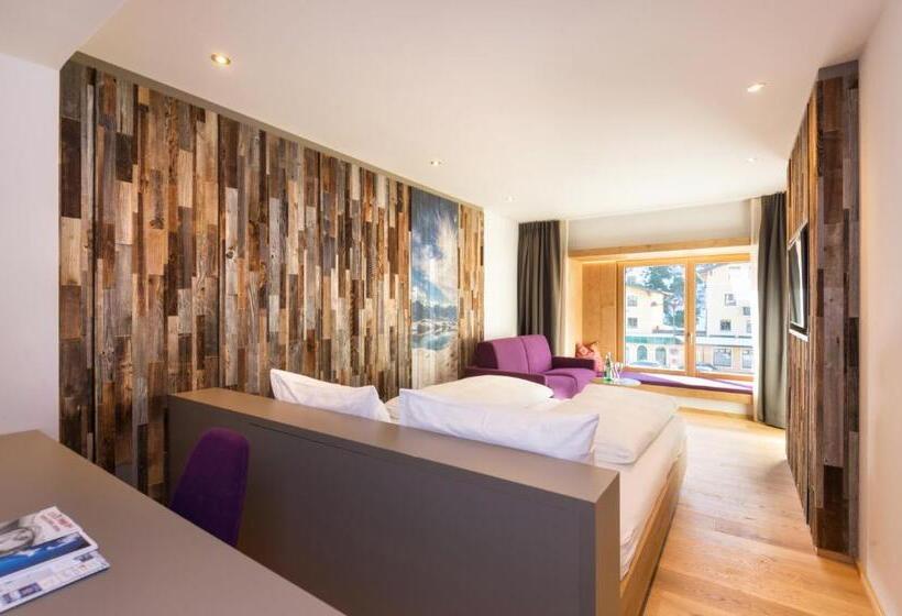 디럭스 룸, Alpenhotel Perner
