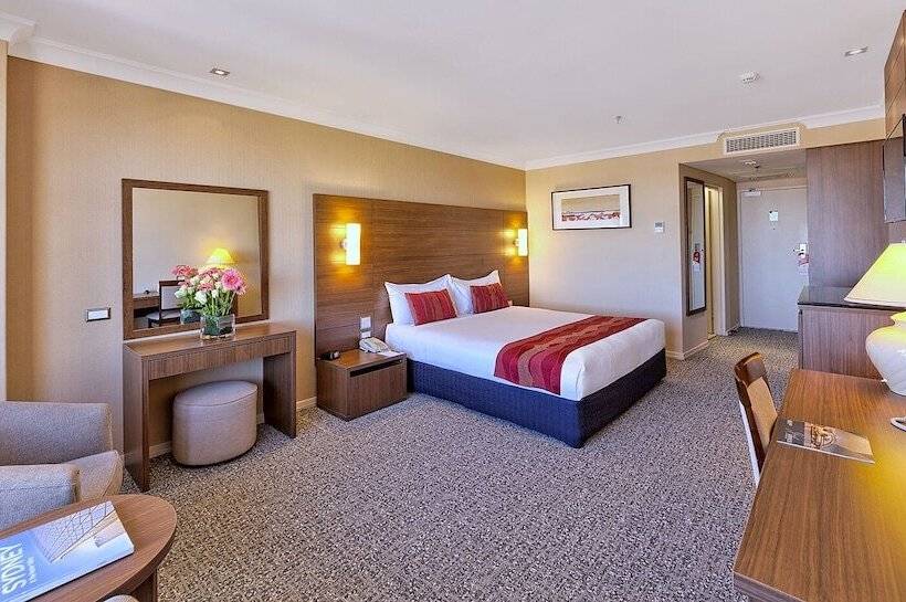 Номер Deluxe Вид на Город, The Sydney Boulevard