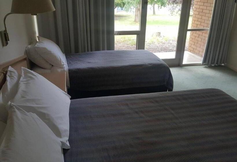 Quarto Estandar, Moe Parklands Motel