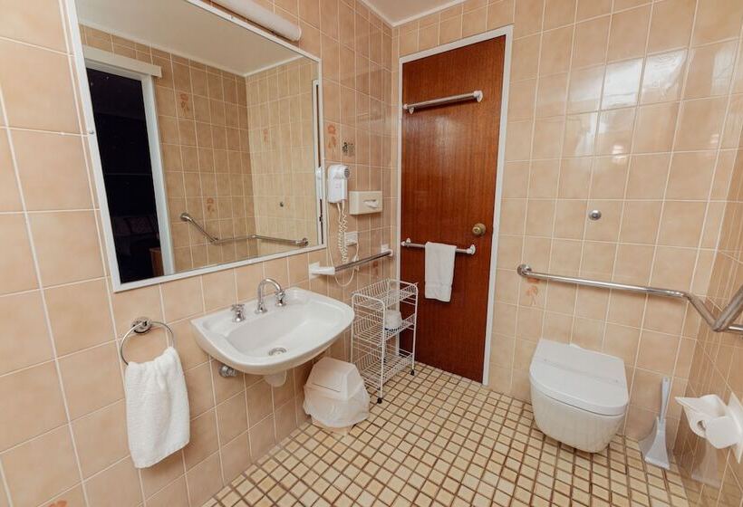 Номер Стандарт, Cumberland Motor Inn