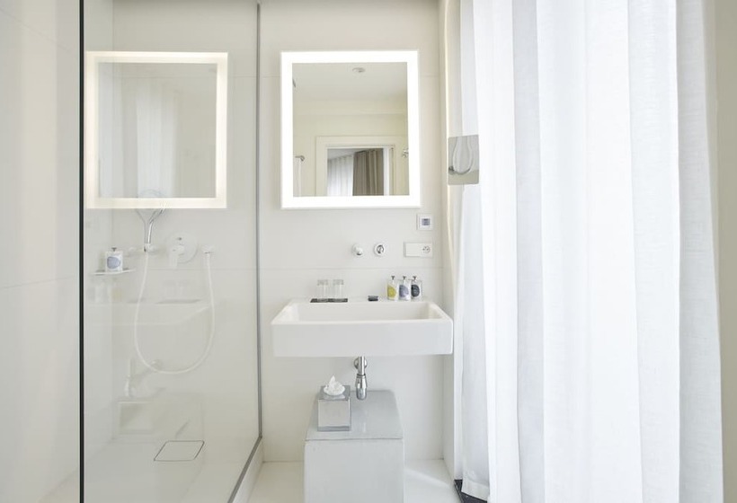 اتاق سوپریور, 9hotel Sablon