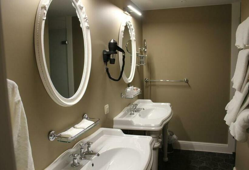 Трехместный Номер Классика, Boutique Hotel De Castillion   Small Elegant Family