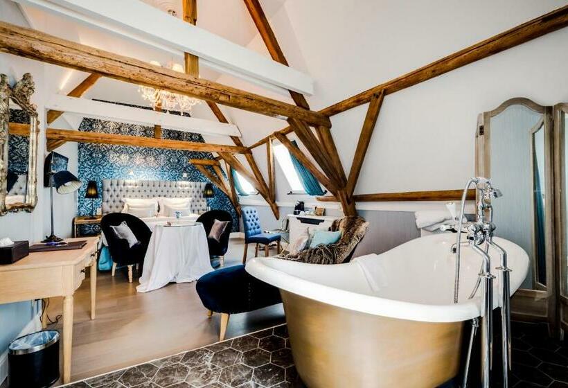 Полулюкс Президентский, Boutique Hotel De Castillion   Small Elegant Family