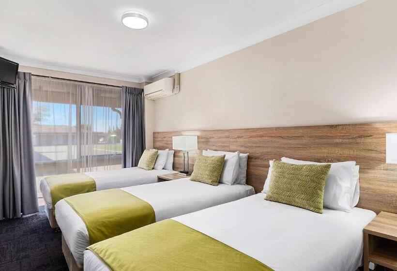 침실 2개 아파트, Quality Inn Carriage House
