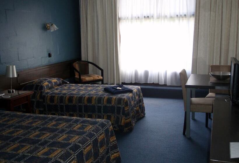 Quarto Economy, West Coaster Motel