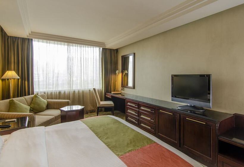اتاق لوکس با تخت بزرگ, Pan Pacific Sonargaon Dhaka