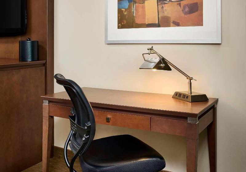 キングサイズベッドのスタンダードルーム, Best Western Plus Lamplighter Inn & Conference Centre
