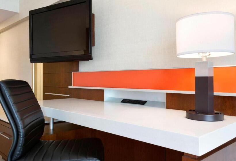 Quarto Estandar Vista Mar, Delta Hotels By Marriott Saint John