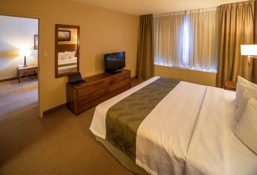 スイート, Quality Inn & Suites Pe Trudeau Airport