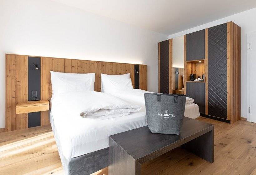 اتاق سوپریور, Waldhotel Arosa