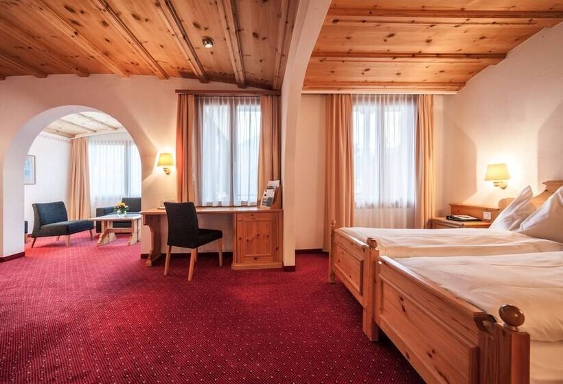 سوییت جونیور, Waldhotel Arosa