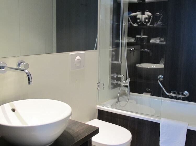 اتاق استاندارد, Crowne Plaza Zürich, An Ihg