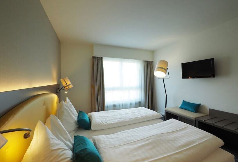Номер Стандарт, Holiday Thun