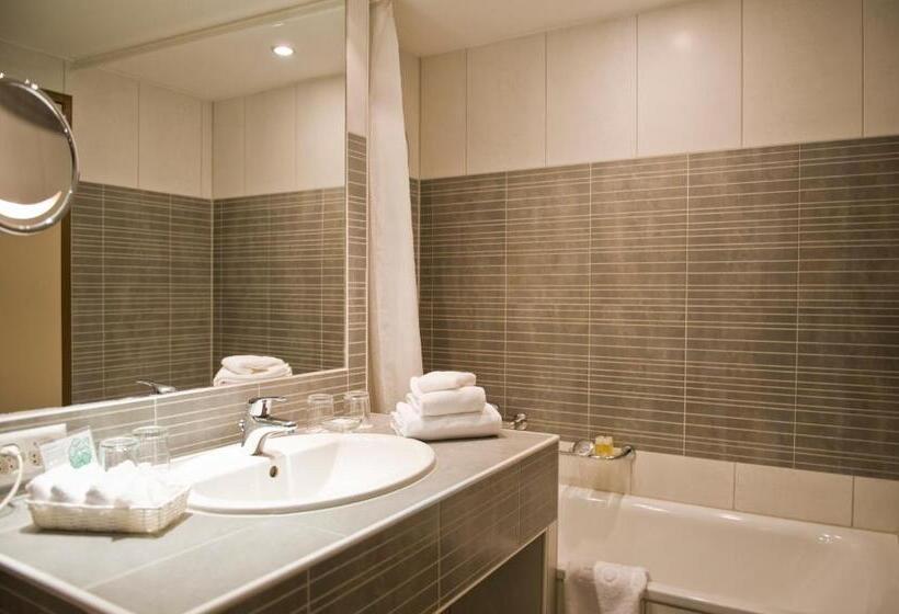 Classic Room with Views, Silberhorn   Residences & Spa Wengen