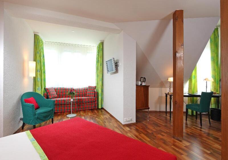 سوییت جونیور, Waldstätterhof Swiss Quality
