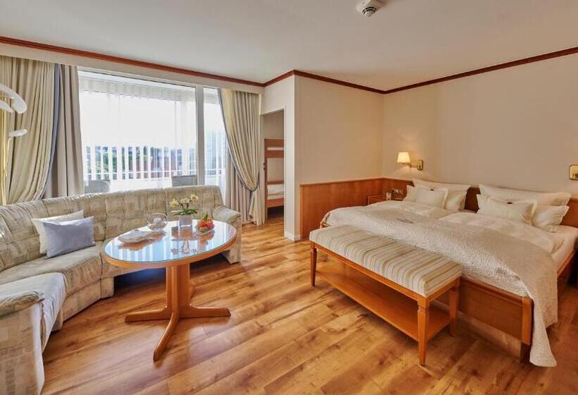 Семейный Номер, Badhotel Sternhagen