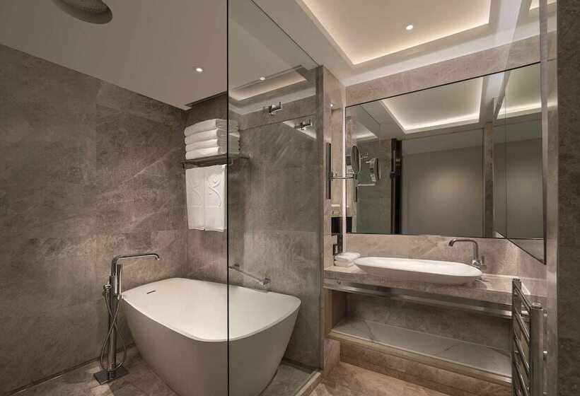 سوییت جونیور, Kempinski Hotel Beijing Yansha Center