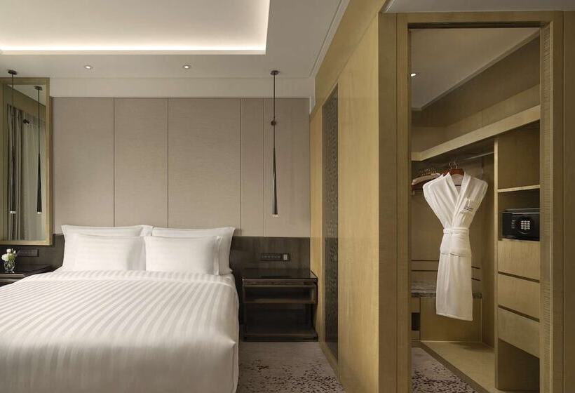 سوییت, Kempinski Hotel Beijing Yansha Center