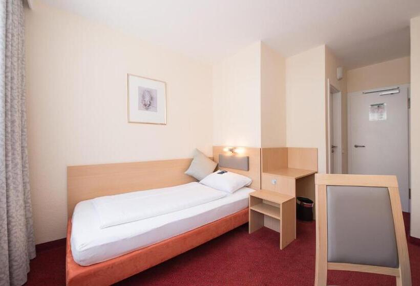 Quarto Estandar Individual, Comfort Garni Stadtzentrum