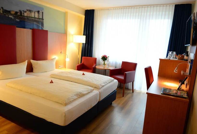 带阳台的标准单人间, National Dusseldorf