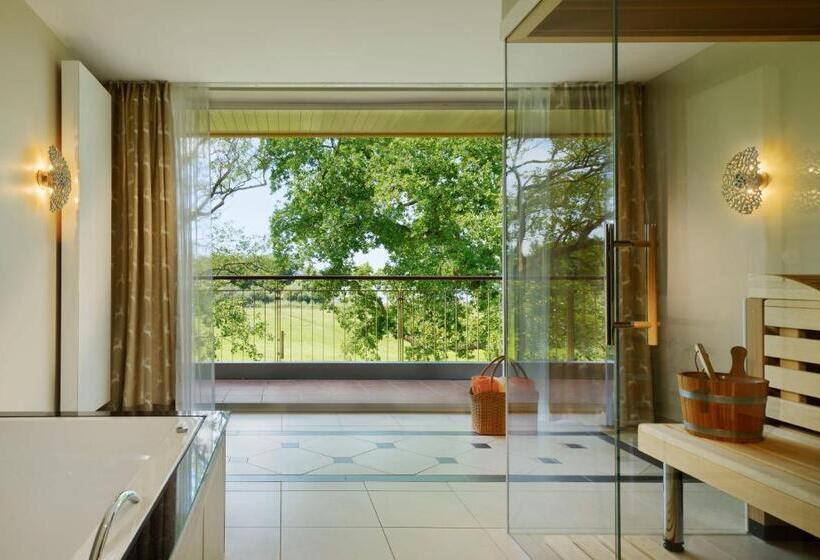 Люкс с гидромассажем, Romantik Hotel Jagdhaus Eiden Am See