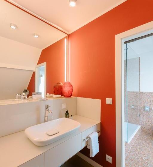 Классический Номер, Schlosshotel Hugenpoet
