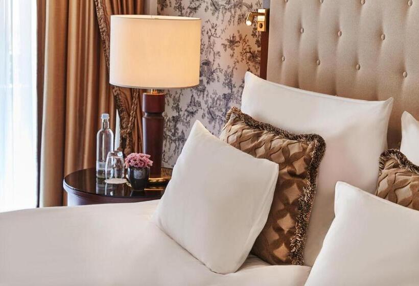 اتاق سوپریور, Steigenberger Icon Parkhotel Düsseldorf