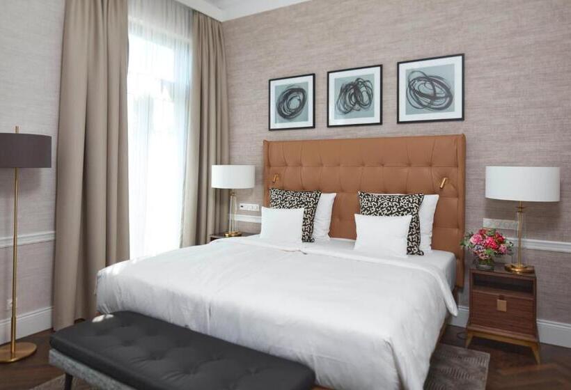Номер Deluxe, Steigenberger Icon Parkhotel Düsseldorf