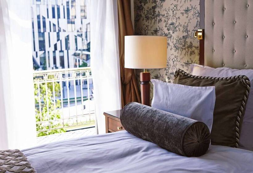 Номер Deluxe, Steigenberger Icon Parkhotel Düsseldorf